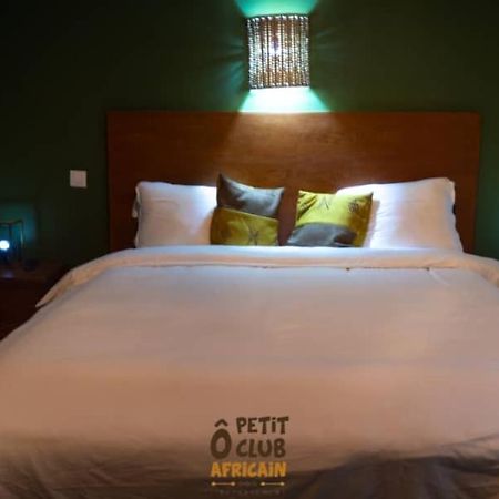 O Petit Club Africain Dakar Bed & Breakfast Eksteriør bilde