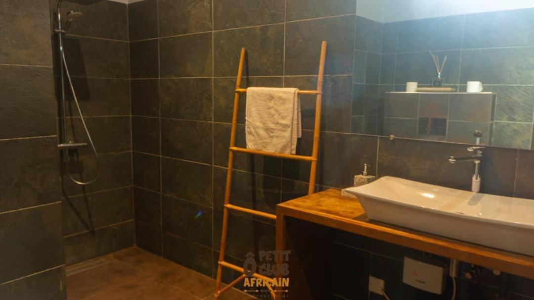 O Petit Club Africain Dakar Bed & Breakfast Eksteriør bilde